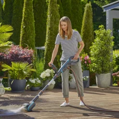 Altantvätt Gardena Batteridriven AquaBrush exkl. Batteri