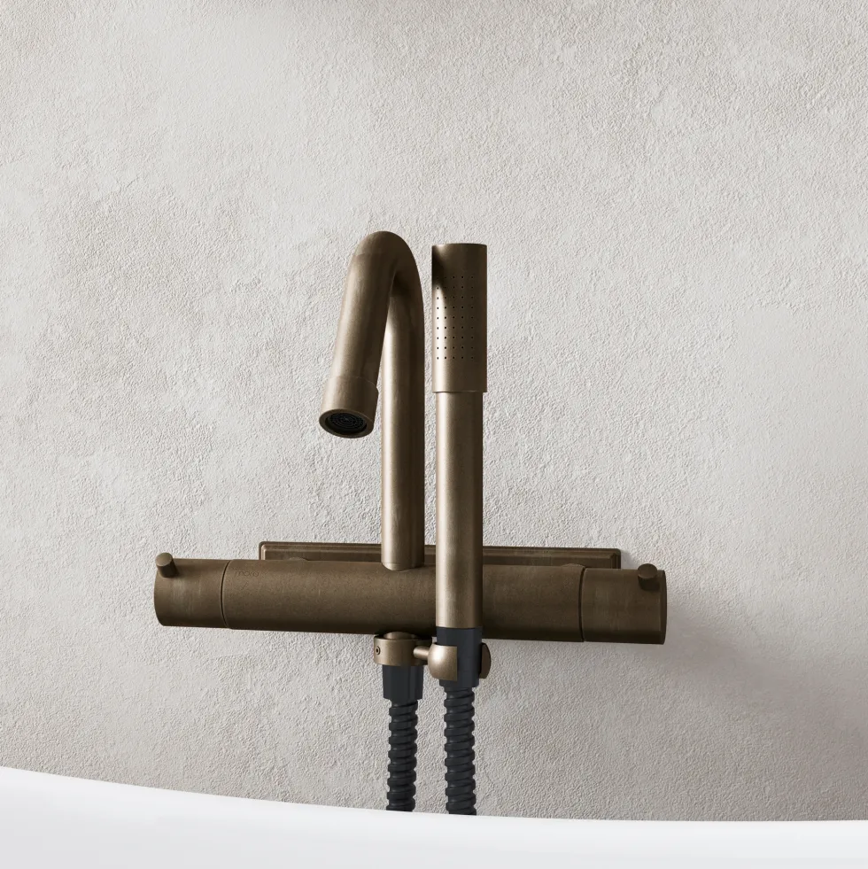 Badkarsblandare Mora Izzy Rustic med Handdusch150 cc