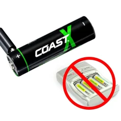 Batteri Coast Uppladdningsbara AA 1,5V 2400 mAh 4-pack inkl Laddningskabel