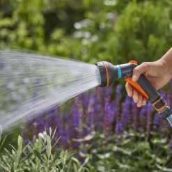 Bevattningspaket Gardena Slangbox L 25 m Turkos Med Vattenspridare & Sprinklerpistol