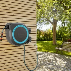 Bevattningspaket Gardena Slangbox L 25 m Turkos Med Vattenspridare & Sprinklerpistol