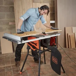 Bordsåg Black & Decker BES720 1800W 250Mm