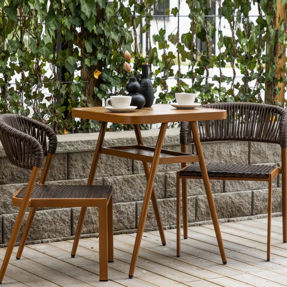 Caféset Venture Home Amadora Trädgårdsgrupp i Brun Aluminium