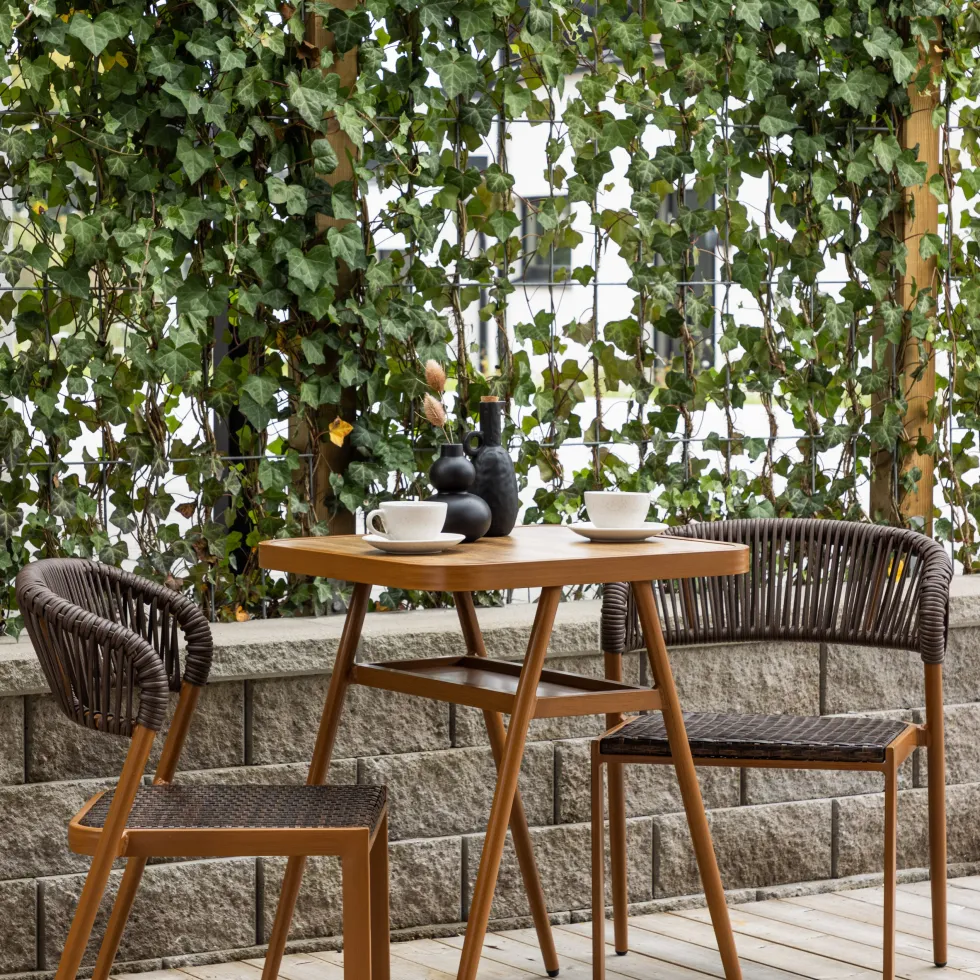 Caféset Venture Home Amadora Trädgårdsgrupp i Brun Aluminium