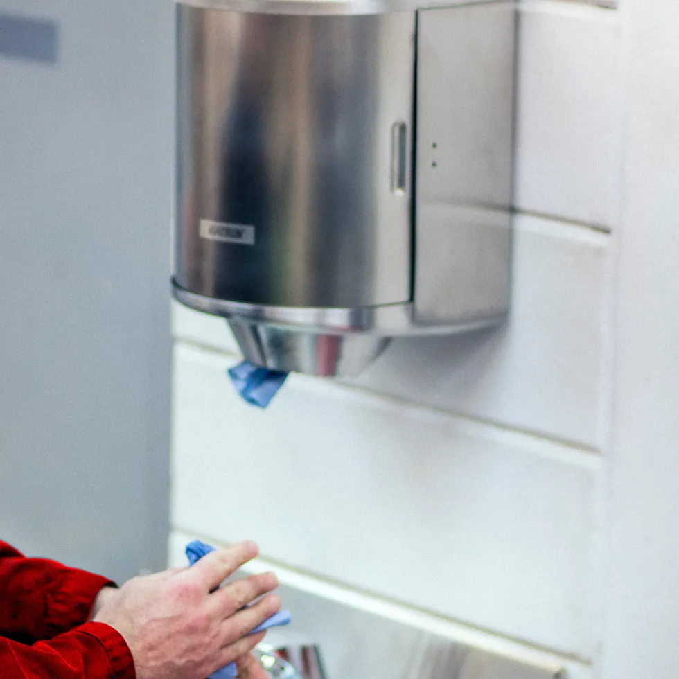 Dispenser Katrin för Torkrulle Centermatad Borstat Stål