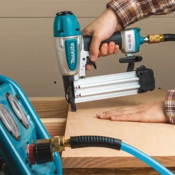 Dyckertpistol Makita AF506