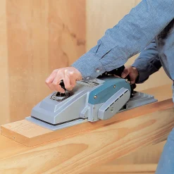 Elhyvel Makita 1806B