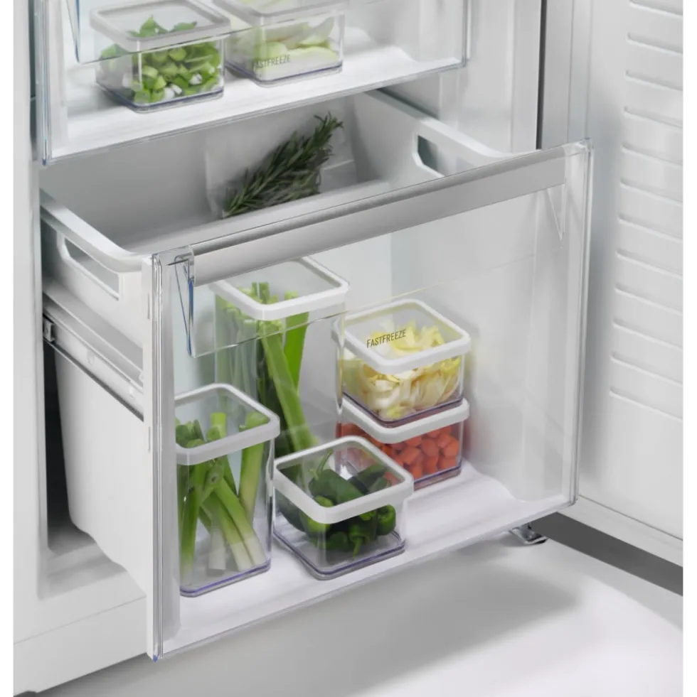 Frysskåp Electrolux LUC4NE23WL NoFrost 175 cm