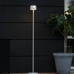 Golvlampa Gnosjö Konstsmide Nice USB