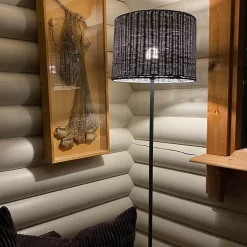 Golvlampa Sunwind Lodge