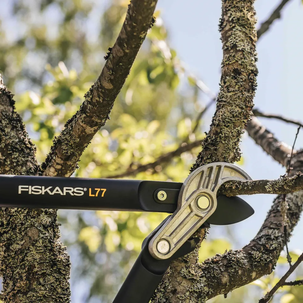Grensax Fiskars Powergear II L77 med Utväxling & Mothåll