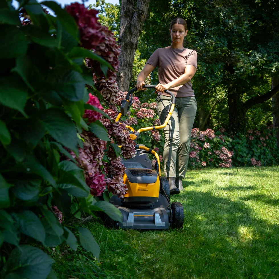 Gräsklippare Stiga Batteridriven 500-Serien Combi 548E S
