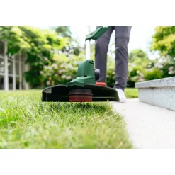 Grästrimmer Bosch Power Tools Univgrasscut med 2 st Batteri och Laddare