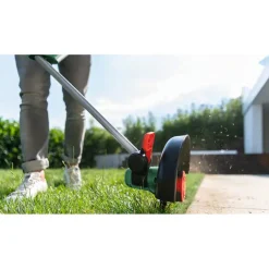 Grästrimmer Bosch Power Tools Univgrasscut med 2 st Batteri och Laddare