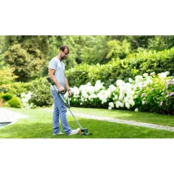 Grästrimmer Bosch Power Tools Univgrasscut med 2 st Batteri och Laddare