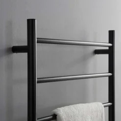 Handdukstork Bathlife FasSvart, 4 armar, utan Timer