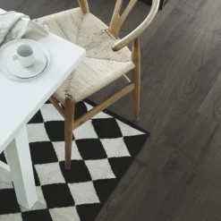 Laminatgolv Pergo Modern Plank 4V - Black Pepper OakOriginal Excellence