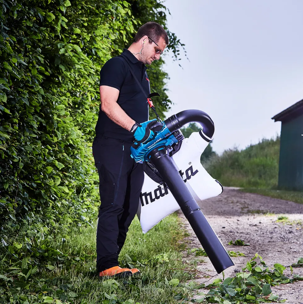 Lövblås Makita LXT DUB363ZV LXT 2x18V med Sugfunktion utan Batteri & Laddare