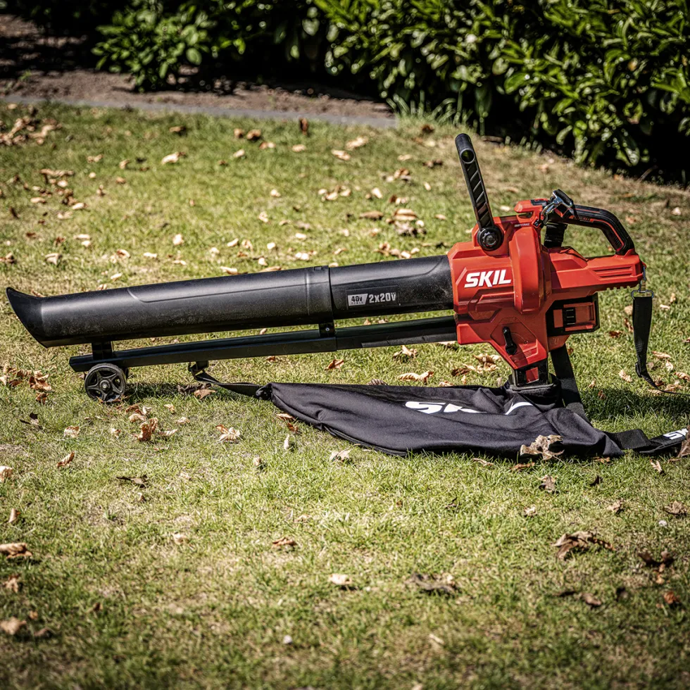Lövblås/-Sug SKIL 0350 CA Kolborstfri Batteridriven