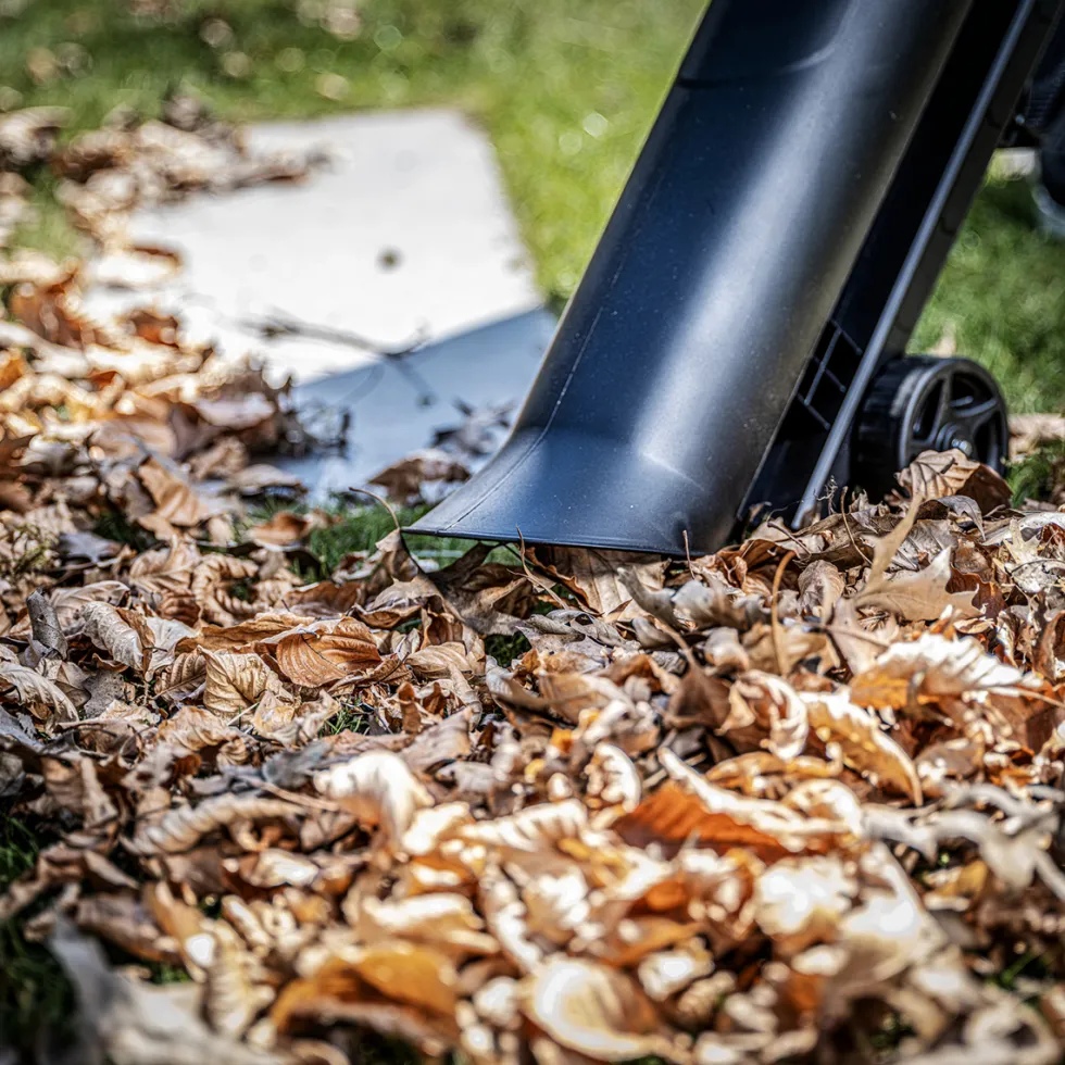 Lövblås/-Sug SKIL 0350 CA Kolborstfri Batteridriven