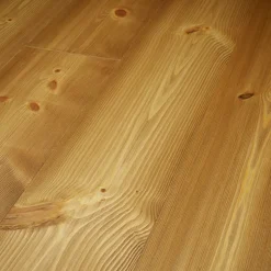 Massivt Trägolv DalaFloda HardPine Economy Amber