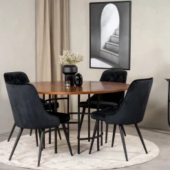 Matgrupp furniture/fashion Copenhagen med 4 Vera Stolar