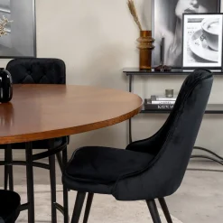 Matgrupp furniture/fashion Copenhagen med 4 Vera Stolar