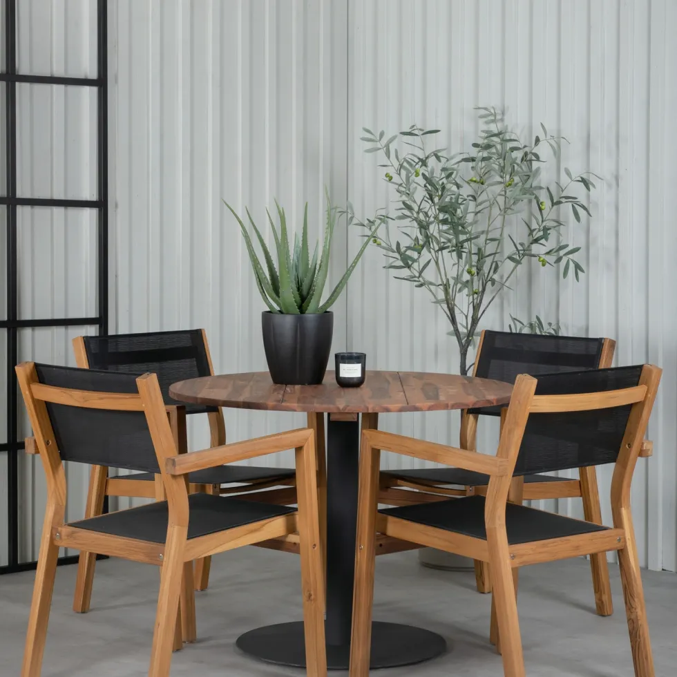 Matgrupp Venture Home Canne med 4 Vum Stapelbara Matstolar