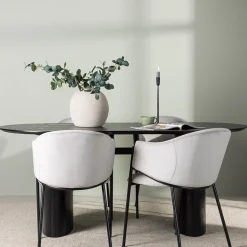 Matgrupp Venture Home Isolde med 4 st Evelina stolar