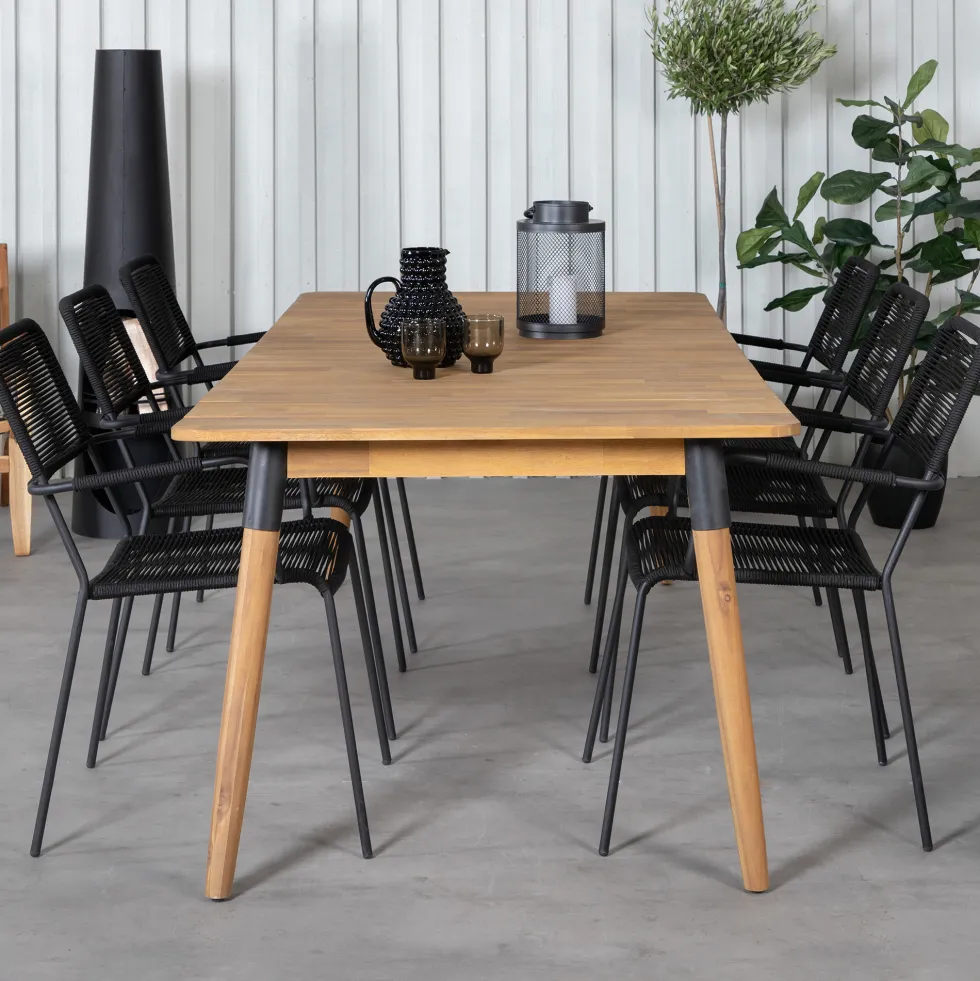 Matgrupp Venture Home Julle med 6 Minos Matstolar med Armstöd