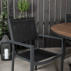 Matgrupp Venture Home Lea Ø 120 med 4 Copacabana Matstolar
