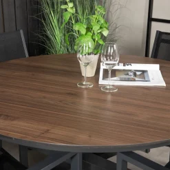Matgrupp Venture Home Lea Ø 120 med 4 Copacabana Matstolar