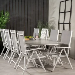 Matgrupp Venture Home Lova 160/240 med 8 Bront StolarGrå Bord med Vita Ben, Grå Stol med Vita Ben