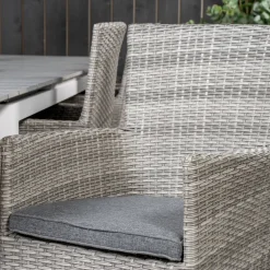 Matgrupp Venture Home Lova 224/324 med 8 Milwa Karmstolar