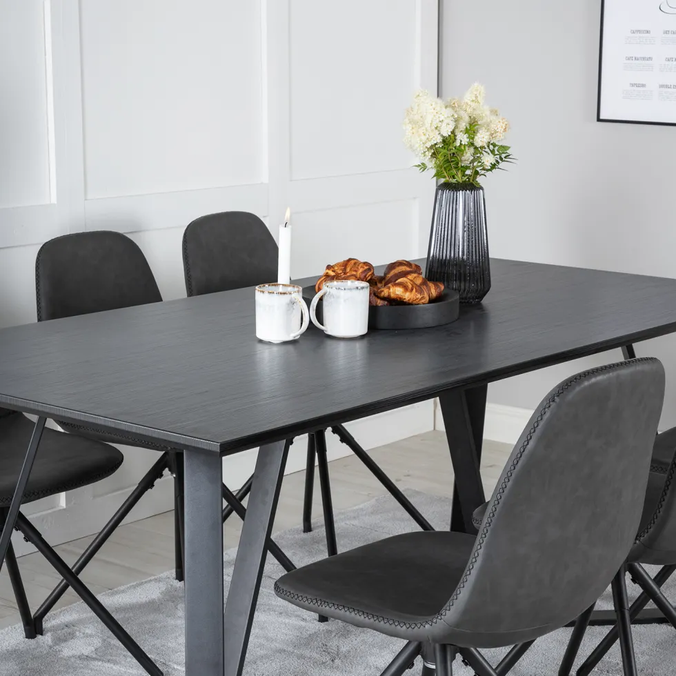 Matgrupp Venture Home Madde med 6 Pobbie Stolar Konstläder