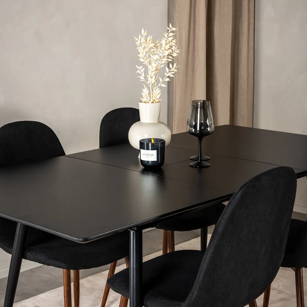 Matgrupp Venture Home Silvia med Iläggsskiva och 4 Pobbie Stolar