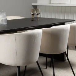 Matgrupp Venture Home Vail med 6 Berit Stolar Sammet