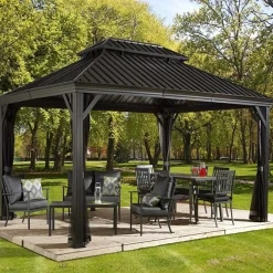 Pergola gop MessinaArea 11 m2, Stomme: Svart, Tak: Svart