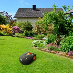Robotgräsklippare Landxcape LX835 800m2