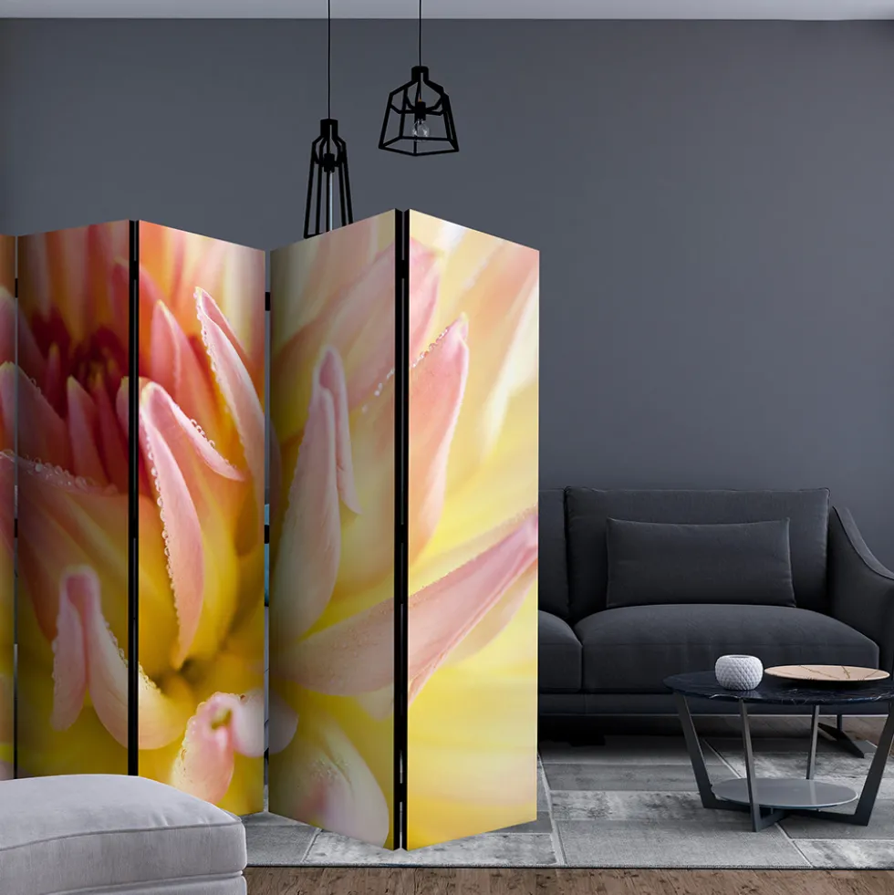 Rumsavdelare Arkiio Pastel Colored Dahlia Flower With Dew Drops II 225x172 cm