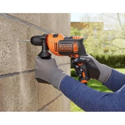 Slagborrmaskin Black & Decker BEH710 710W
