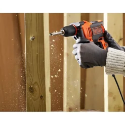 Slagborrmaskin Black & Decker BEH710 710W