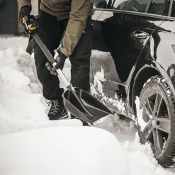 Snöskyffel Fiskars SnowXpert Teleskopisk 79 cm