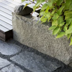 Stenmjöl Hasselfors Garden Mörkgrå