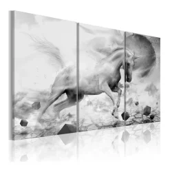 Tavla Arkiio A Unicorn On The Edge Of The World