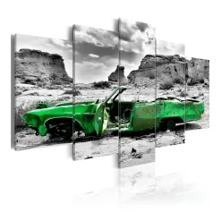 Tavla Arkiio Green Retro Car At Colorado Desert