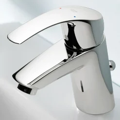 Tvättställsblandare Grohe Eurosmart med Kallstart