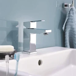 Tvättställsblandare Grohe Sail Cube 23435 med Lyftventil