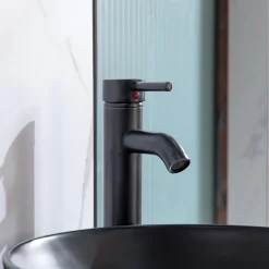 Tvättställsskåp Bathlife FörtjustBredd: 600 mm, Färg: Brun Ek
