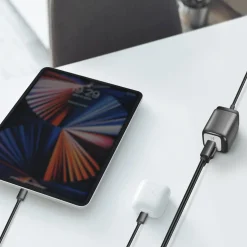 USB-laddare LogiLink 1xUSB-A + 1xUSB-C Med Fast Kabel 1,5m GaN 30W